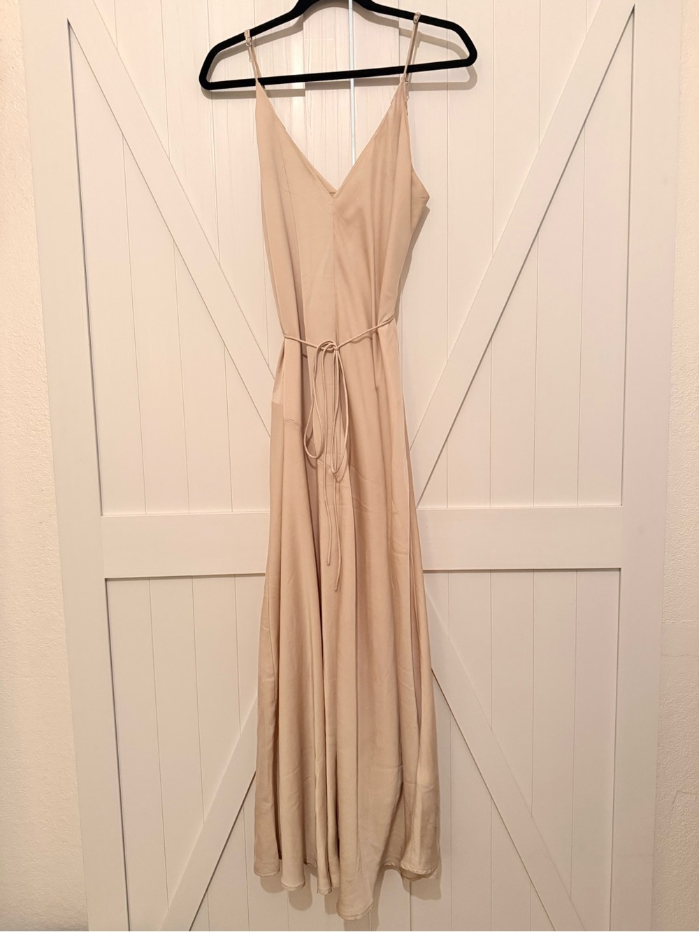 Banana Republic Cream V-Neck Spaghetti-Strap Maxi Dress